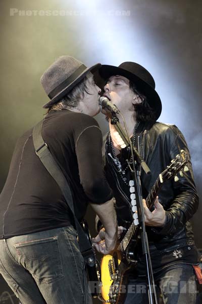 THE LIBERTINES - 2015-08-29 - SAINT CLOUD - Domaine National - Grande Scene - 